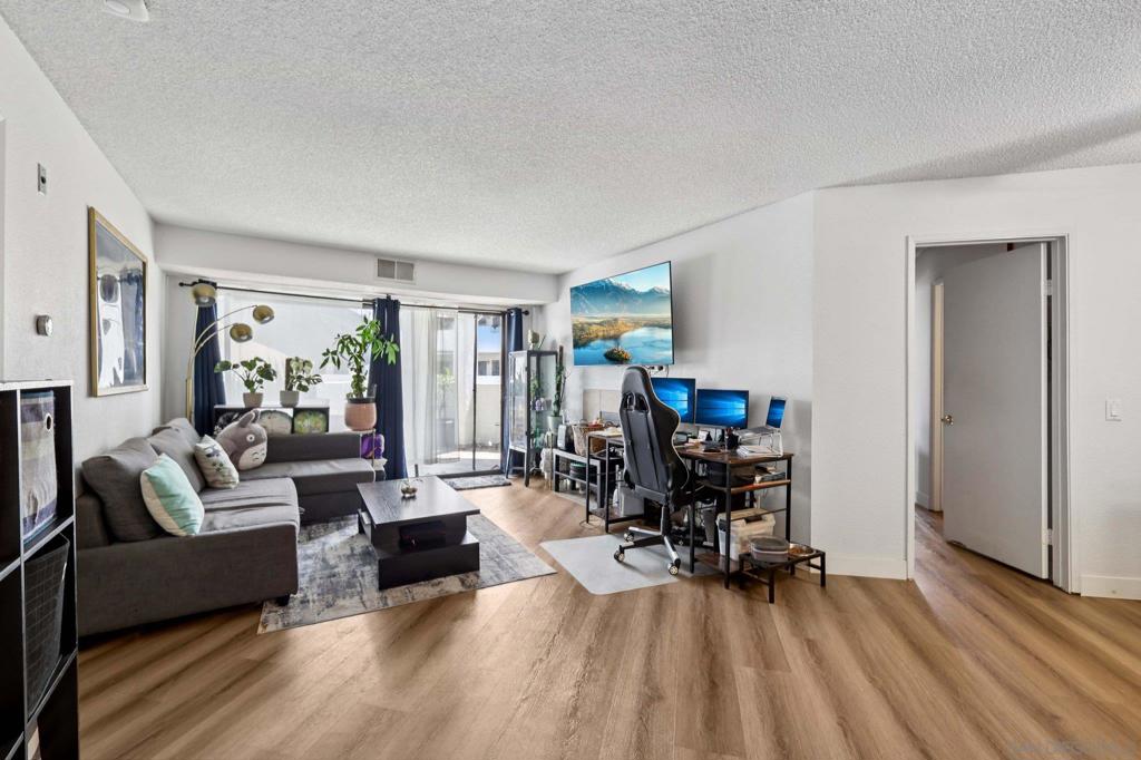 9725 Mesa Springs 177