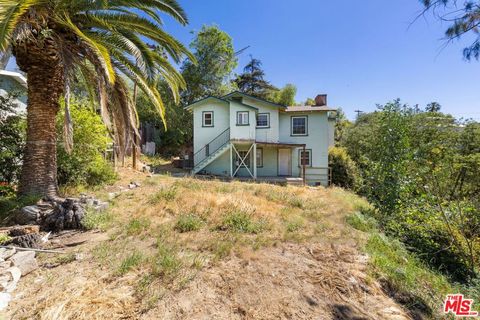 Photo of 1523 Highgate Avenue, Los Angeles, CA 90042 (MLS # 26669371)