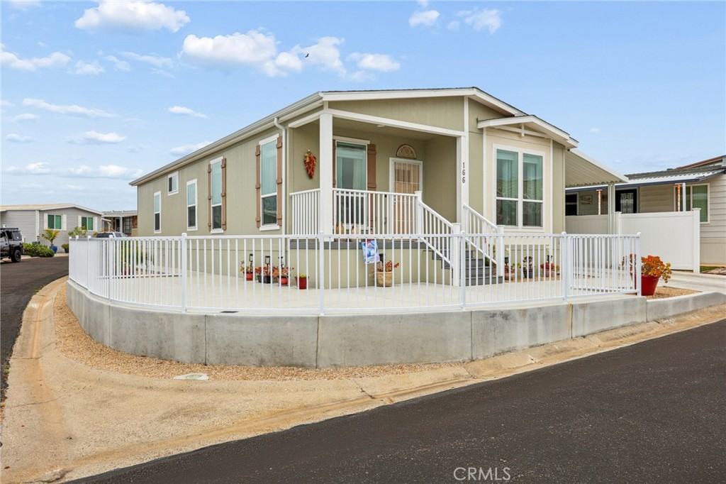 201 Five Cities Dr 166