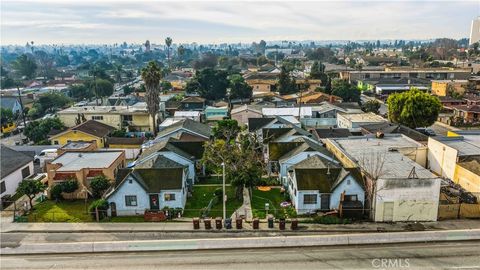 406 E Rosecrans Compton CA 90221