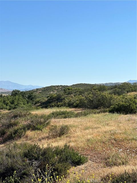 Photo of 0 Sage & Red Mountain Road, Hemet, CA 92544 (MLS # SW26053173)