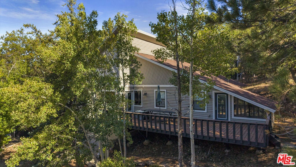 1011 Colusa Way