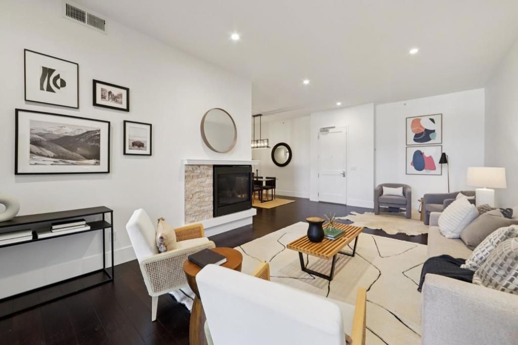 Photo of 600 El Camino Real #211, Belmont, CA 94002 (MLS # ML82043134)