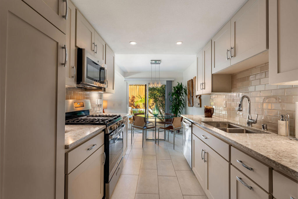 Casa De Oro - Residential