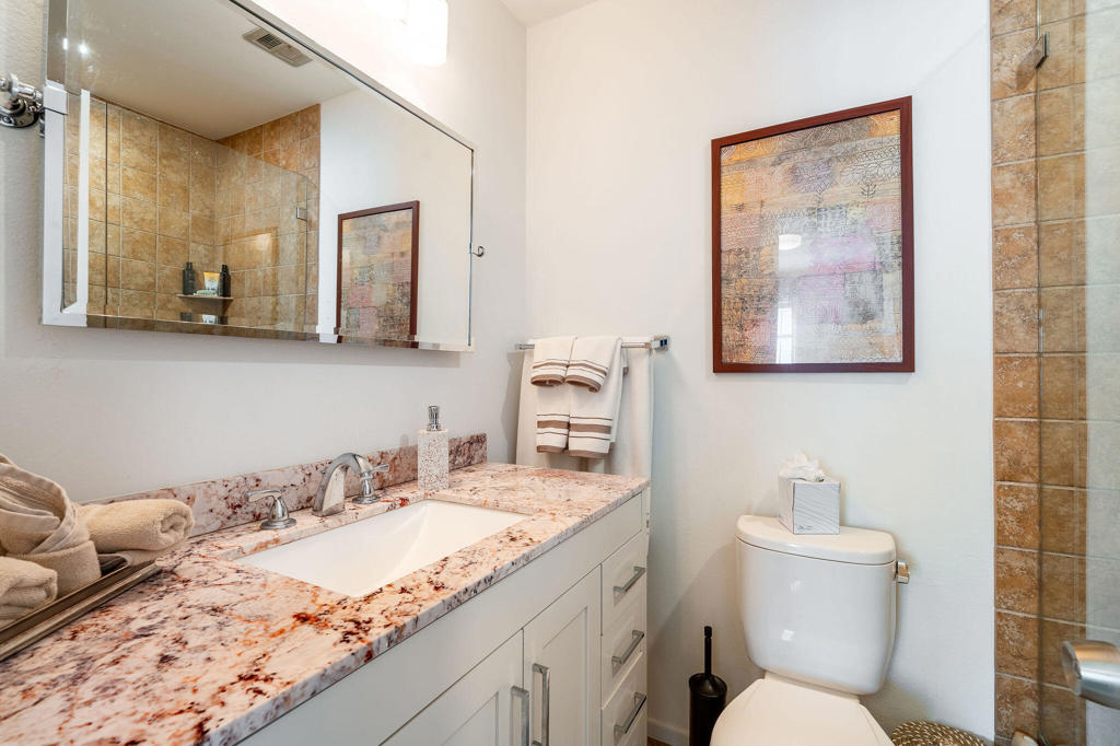 Casa De Oro - Residential