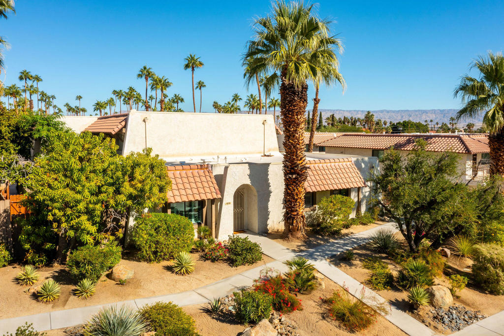 Casa De Oro - Residential