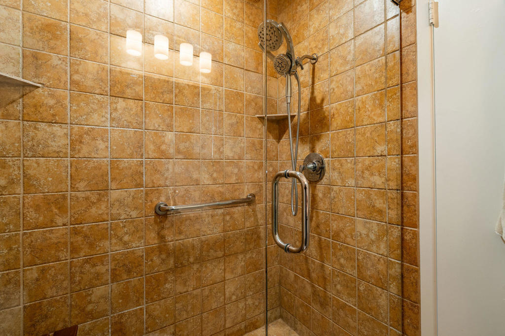 Casa De Oro - Residential