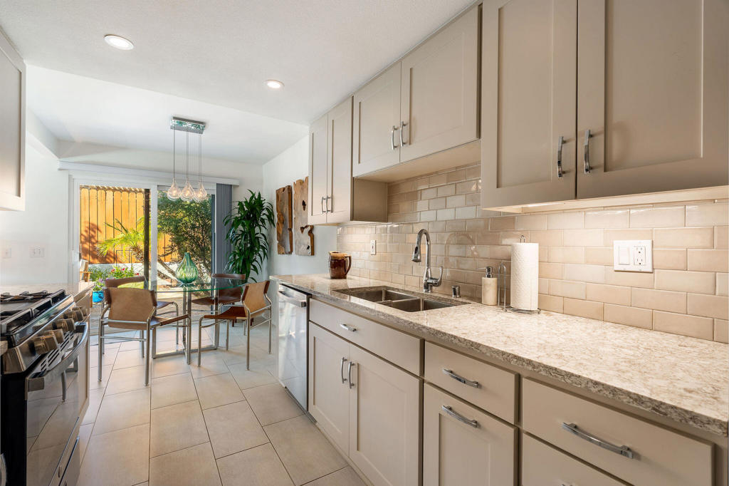 Casa De Oro - Residential