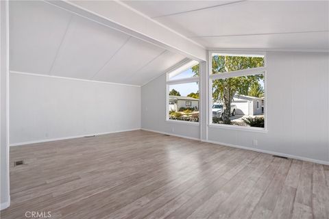 Tiny photo for 4 Dove Court, Paso Robles, CA 93446 (MLS # NS26007099)