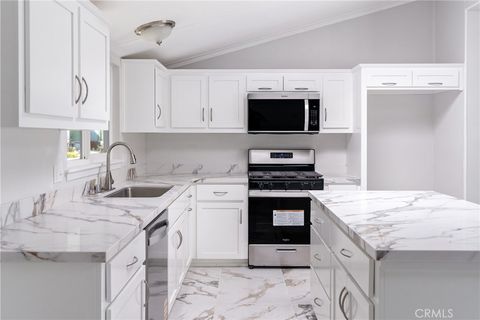 Tiny photo for 4 Dove Court, Paso Robles, CA 93446 (MLS # NS26007099)