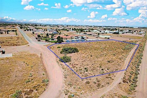 4 Whitehaven Street Oak Hills CA 92344