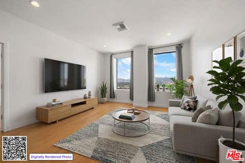 Photo of 3810 Wilshire Boulevard #1801, Los Angeles, CA 90010 (MLS # 26872963)
