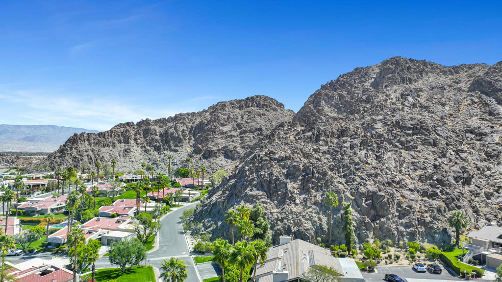 Mountain Cove - Residential