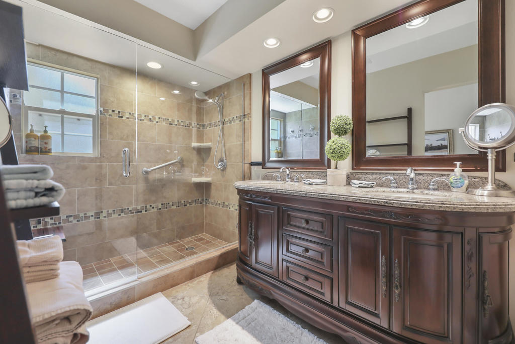 Mountain Cove - Residential