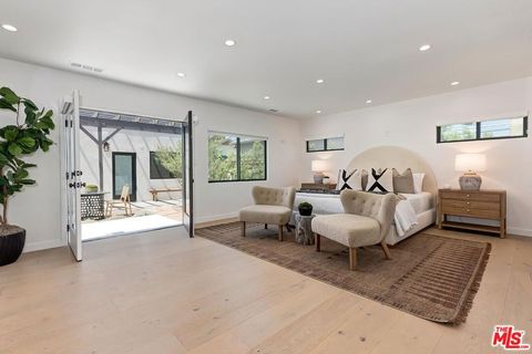 Tiny photo for 3364 Garden Avenue, Los Angeles, CA 90039 (MLS # 26648793)