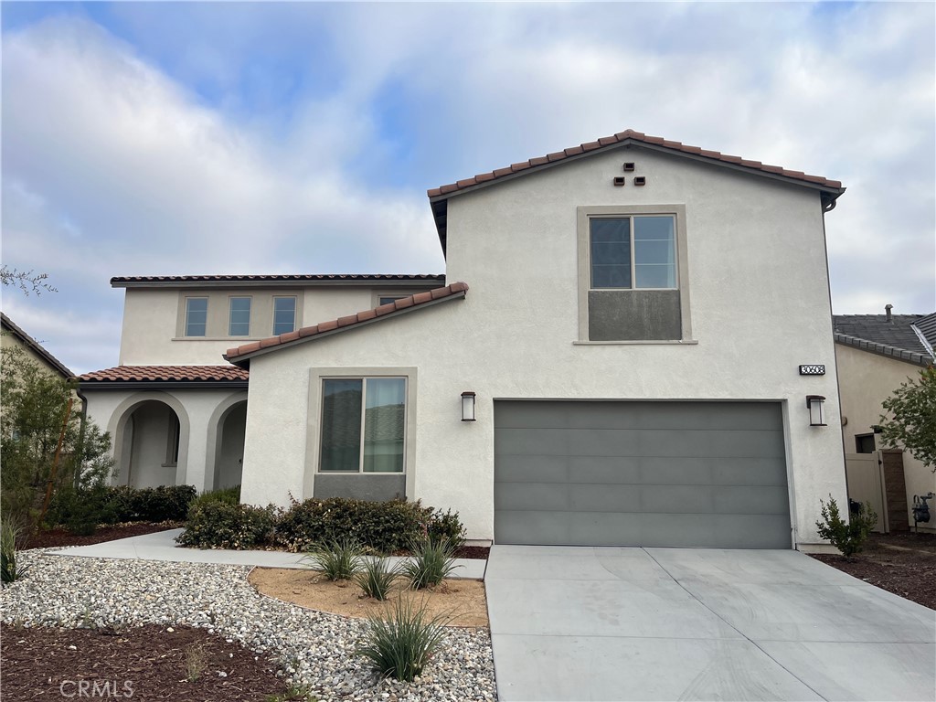Welcome to your stunning 4-year-young home in Spencer’s Crossing!
This spacious 3,381 sq. ft. home has all the bells and whistles. The thoughtful floor plan features a full bedroom and bath downstairs, with four additional bedrooms upstairs, perfect for family, guests, or multi-generational living.
As part of the vibrant Spencer’s Crossing community, you’ll enjoy resort-style amenities including a great community pool, BBQ area, fire pit, and organized neighborhood activities.
Highlights & Upgrades:
Beautifully upgraded kitchen with glass-front cabinetry, custom oven vent, stylish backsplash, double oven plus a separate oven with stovetop
Elegant marble accent wall in the living room
Crown molding throughout the home for a polished look
Entry foyer opened up with custom railing along stairs and balcony (instead of solid wall)
Added double doors to the backyard for enhanced indoor/outdoor living
This home combines modern upgrades with community living at its best. Don’t miss your chance to make it yours!
