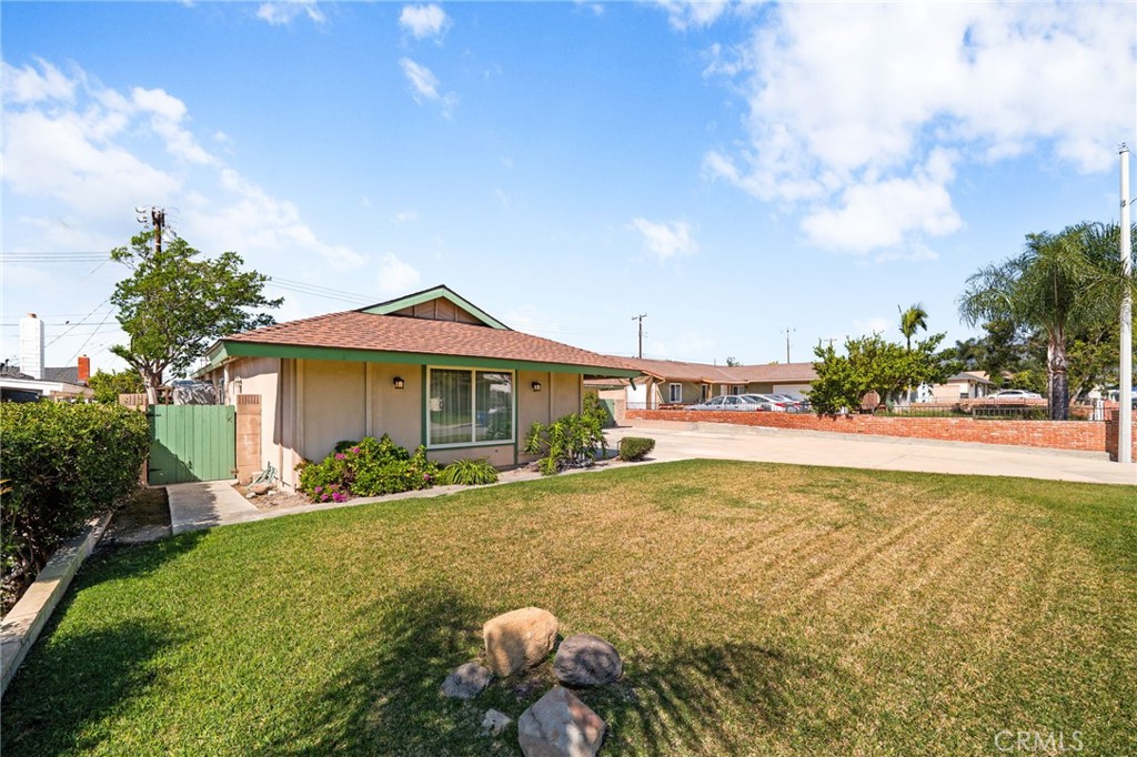 9766 Kimberly Avenue