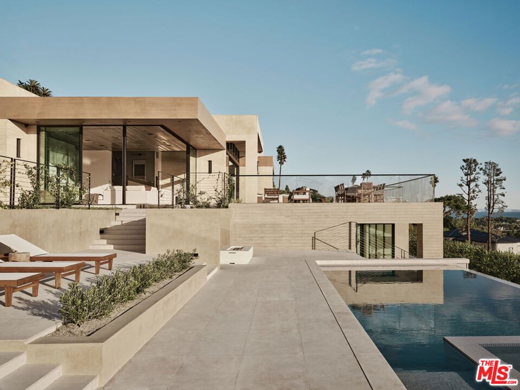 Photo of 30010 Andromeda Lane, Malibu, CA 90265 (MLS # 26643393)