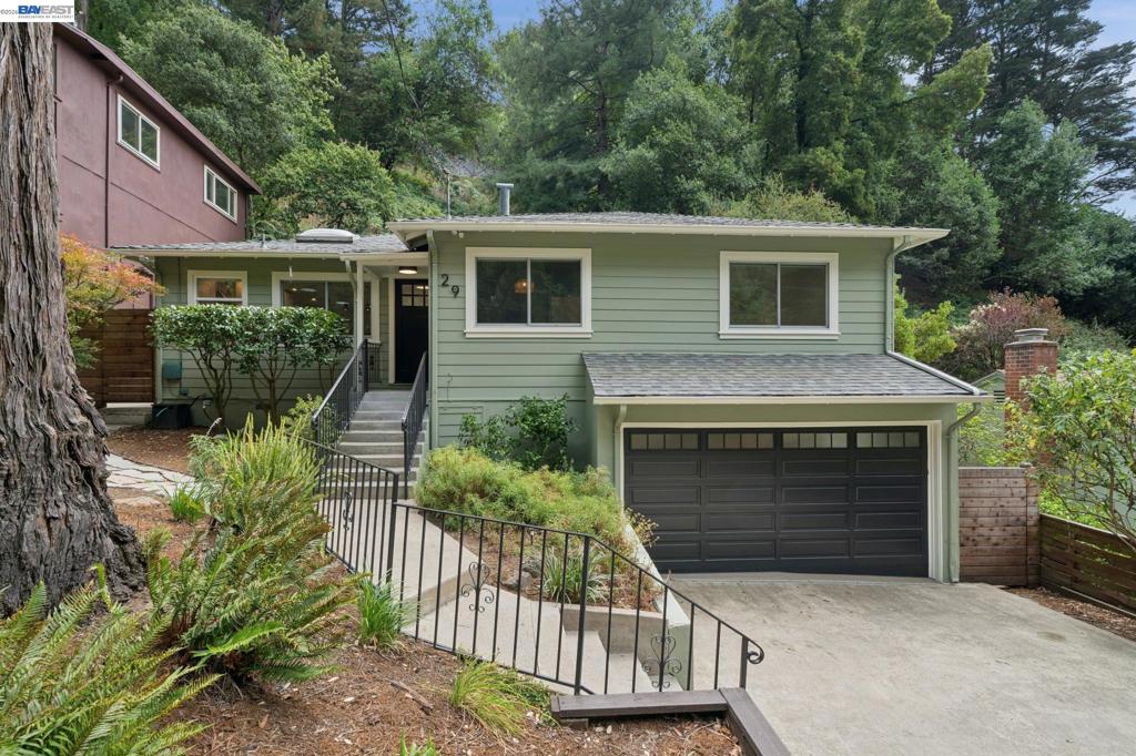 29 Eastwood Ct