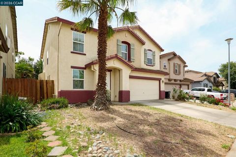 Photo of 7690 Roosterfish Way WAY, Sacramento, CA 95828 (MLS # 41134886)