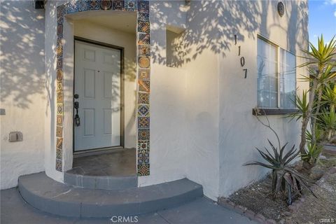 Photo of 1107 Pacific St, Bakersfield, CA 93305 (MLS # OC25265333)