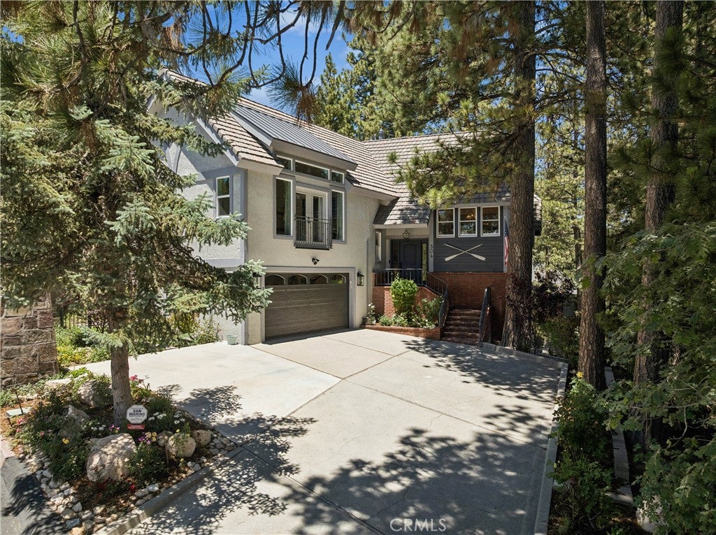 304 Lake Knoll Drive