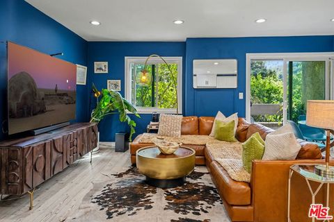 Photo of 2700 Cahuenga Boulevard #1203, Los Angeles, CA 90068 (MLS # 26668815)