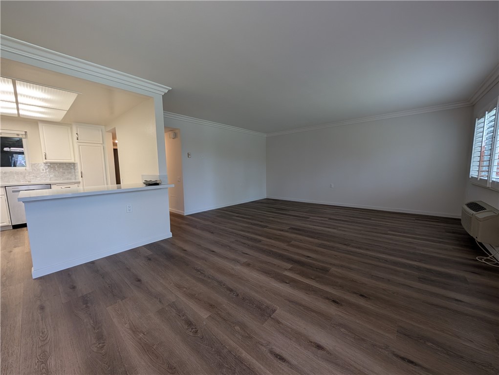 3498 Bahia Blanca W 2B