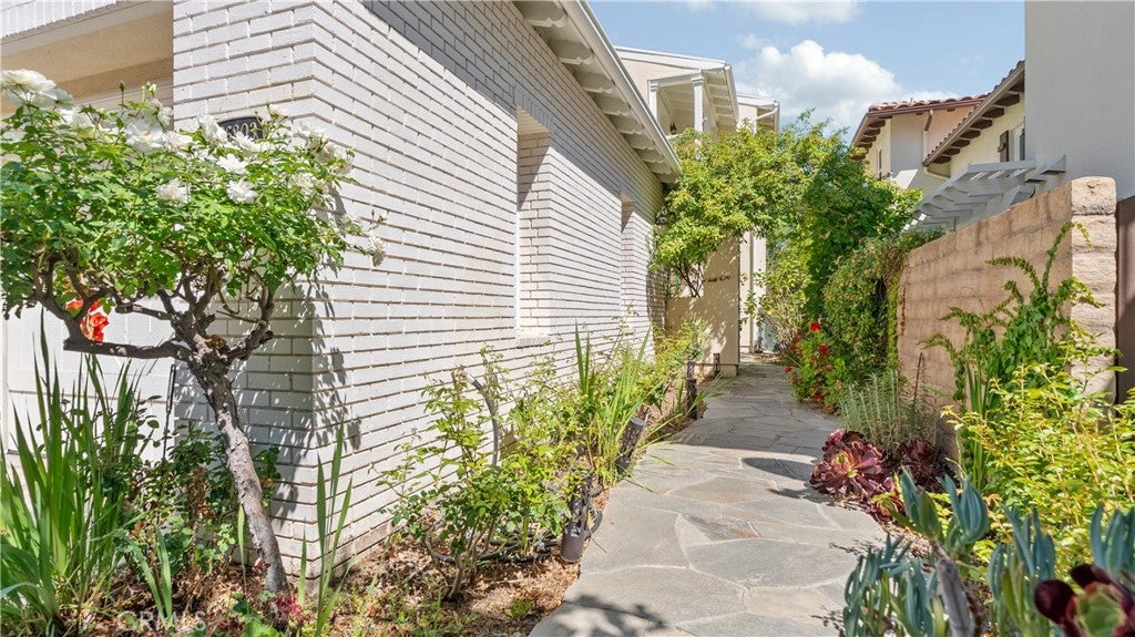 26803 Brookhollow