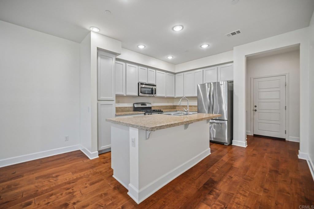 2487 Ascending Oaks Lane 1