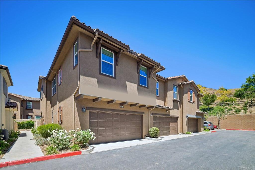 2487 Ascending Oaks Lane 1