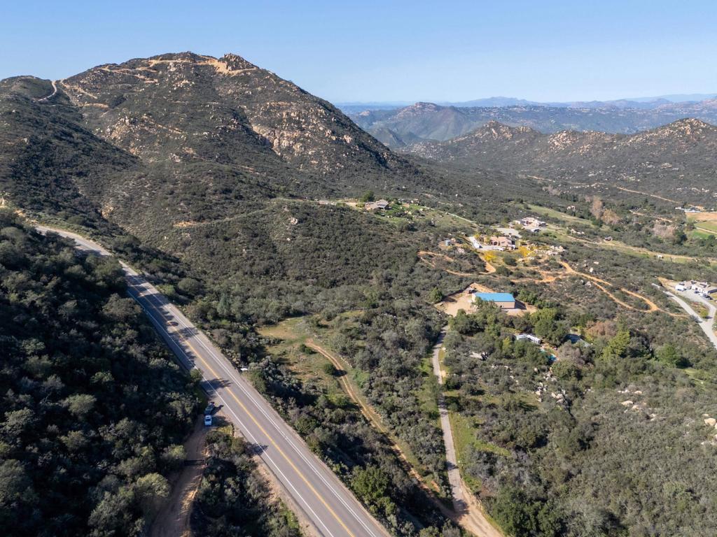 0 Skyline Truck Trail