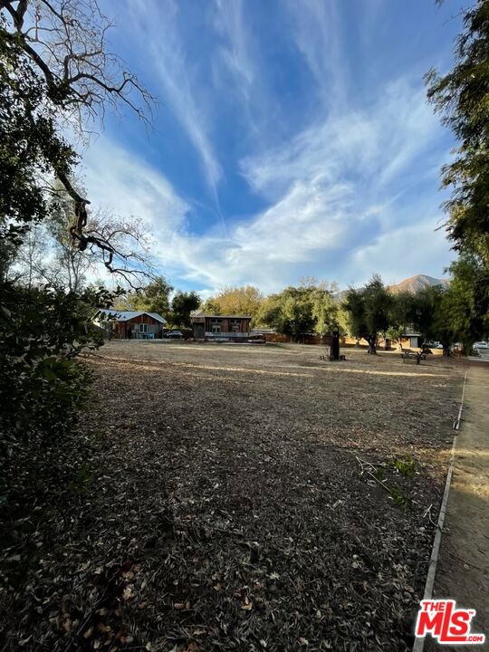 305 S Ventura Street