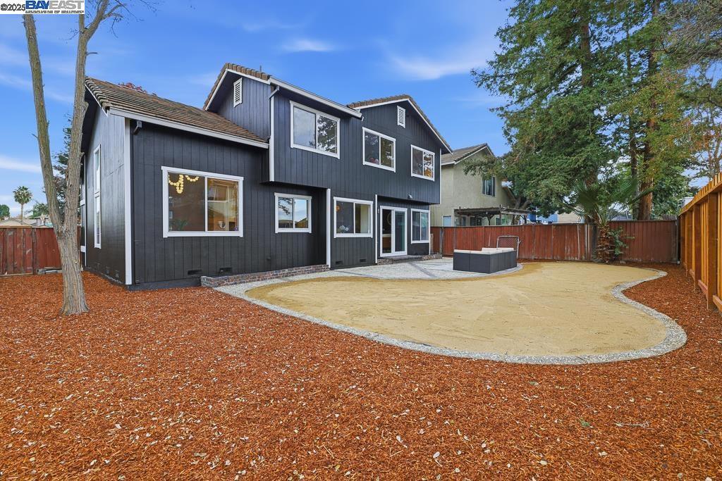 BRENTWOOD - Residential