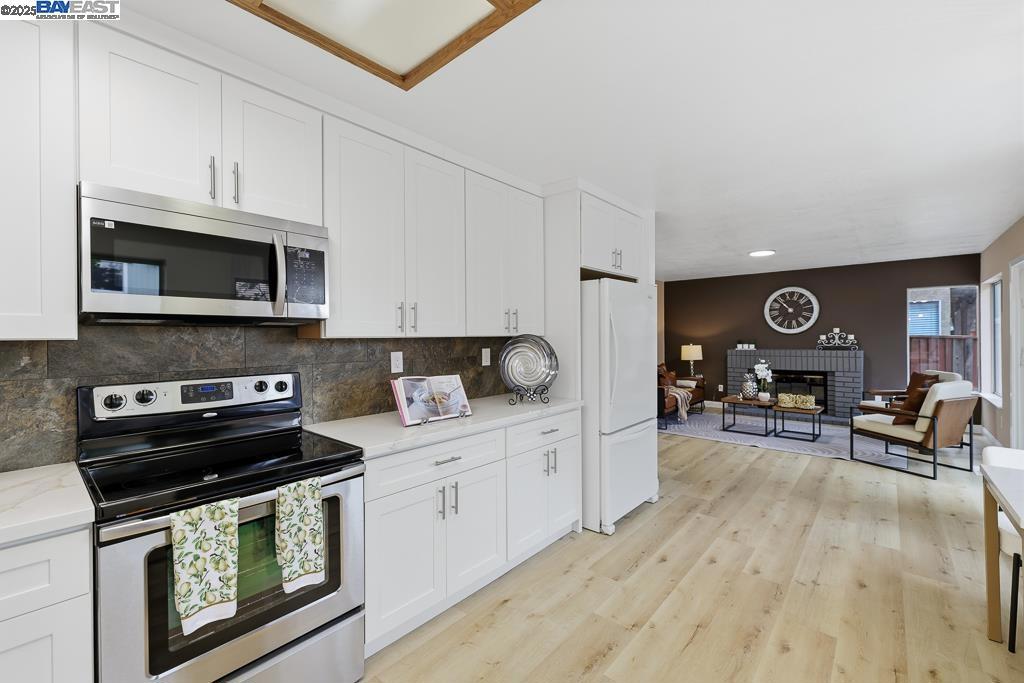 BRENTWOOD - Residential