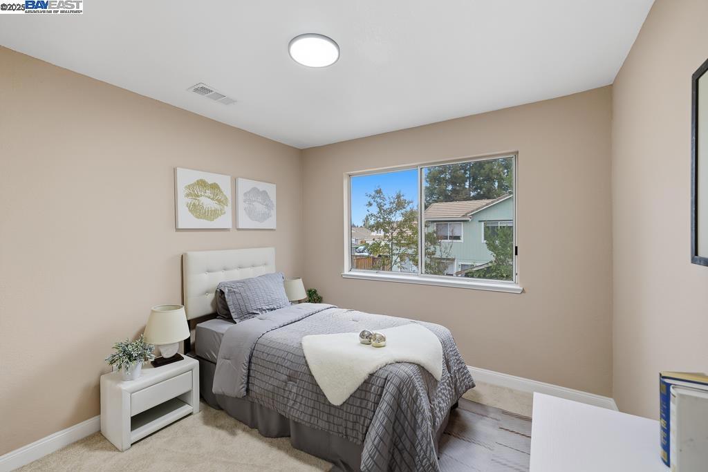 BRENTWOOD - Residential