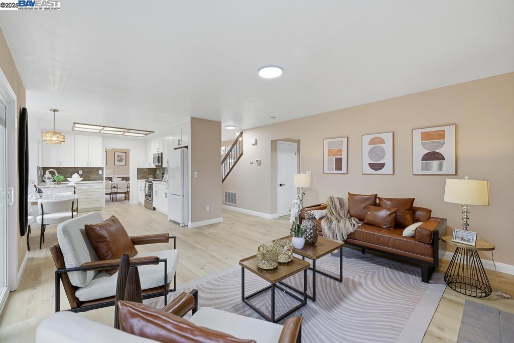 BRENTWOOD - Residential