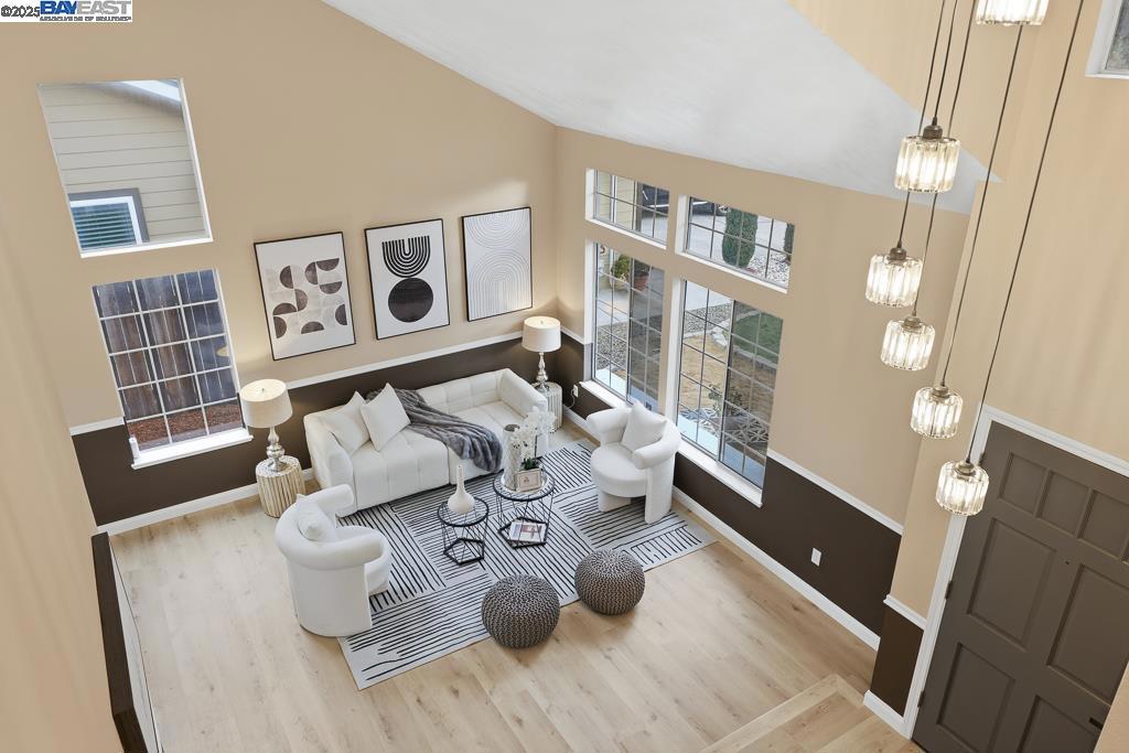 BRENTWOOD - Residential