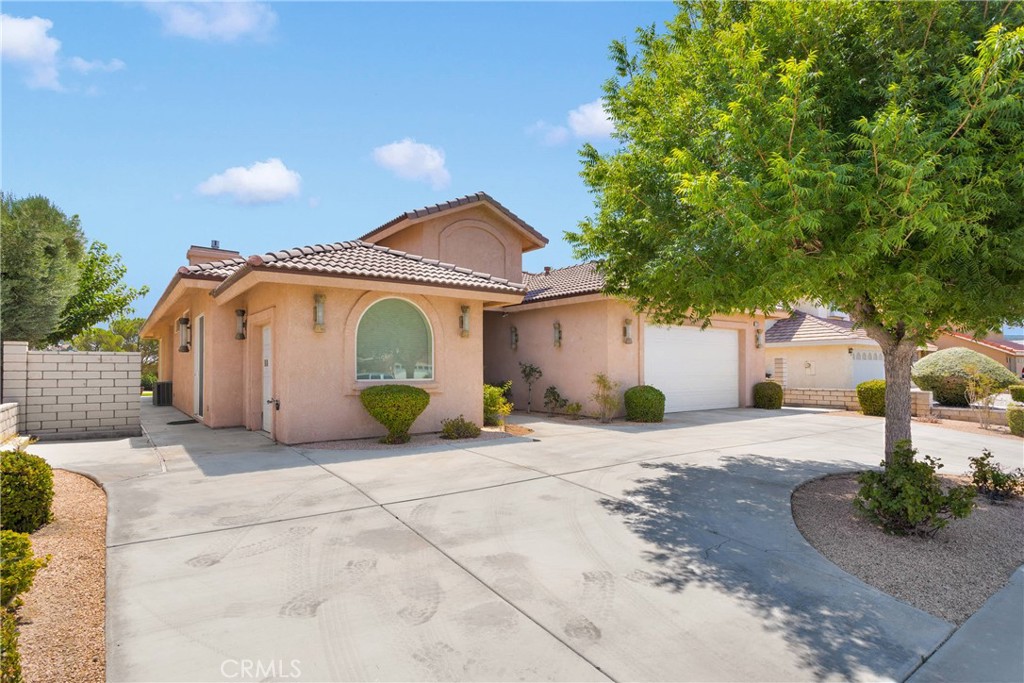27333 Lakeview Drive