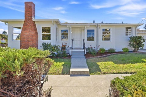 Photo of 1002 King Street, Santa Cruz, CA 95060 (MLS # ML82060180)
