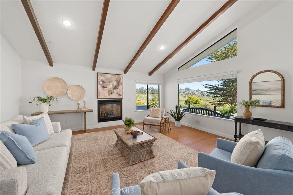 5752 Moonstone Beach