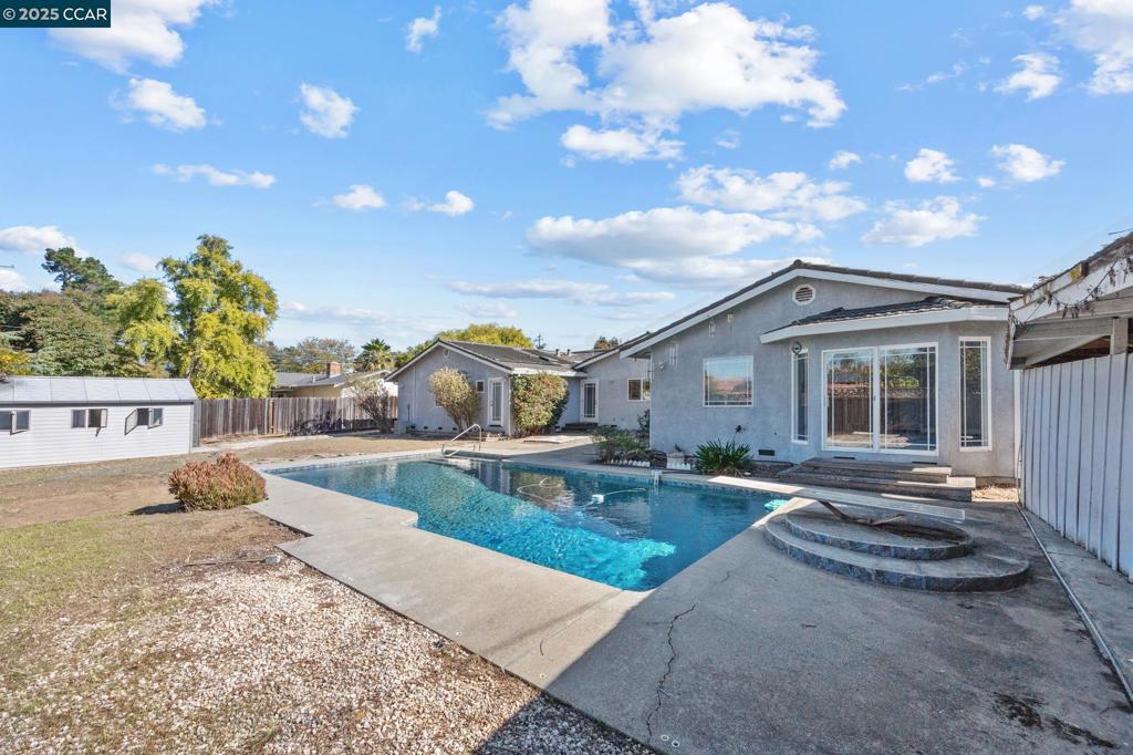 ST. FRANCES PARK - Residential