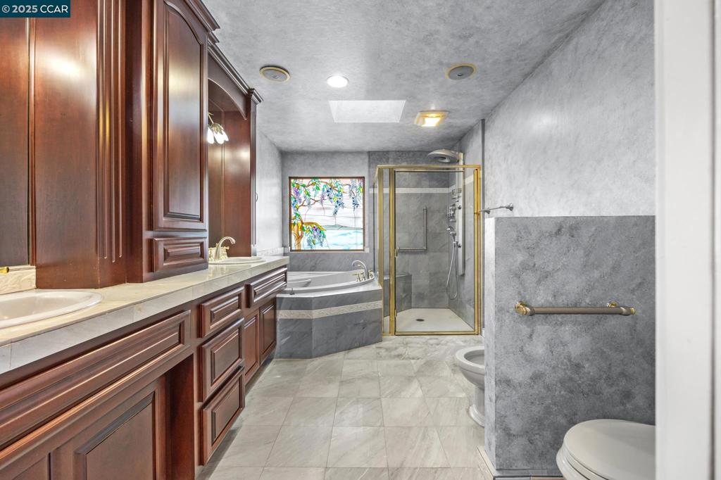 ST. FRANCES PARK - Residential