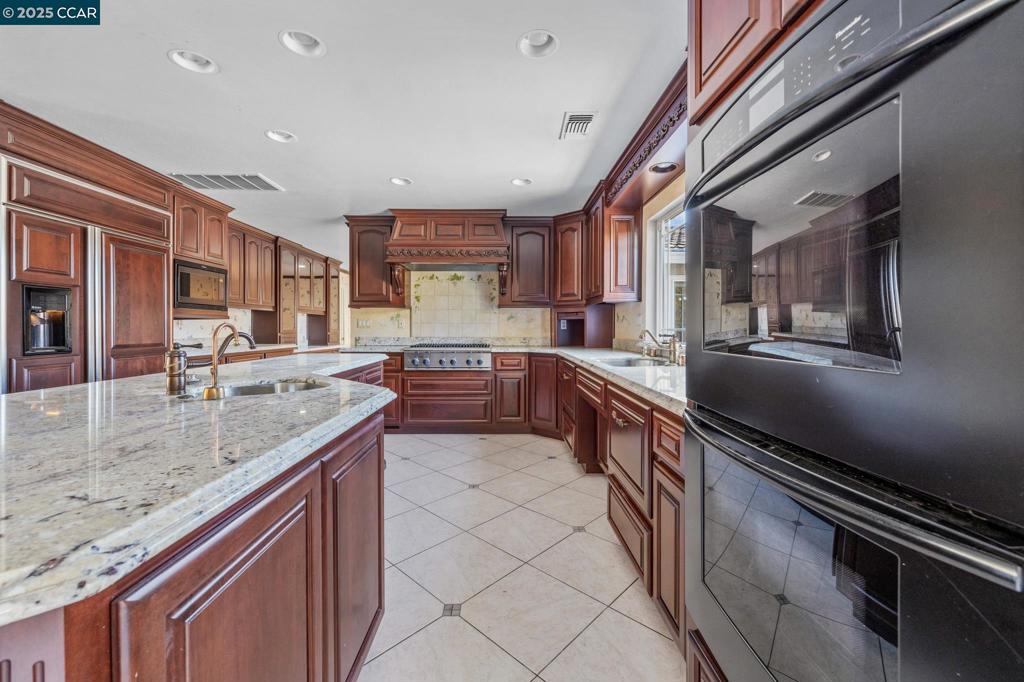 ST. FRANCES PARK - Residential