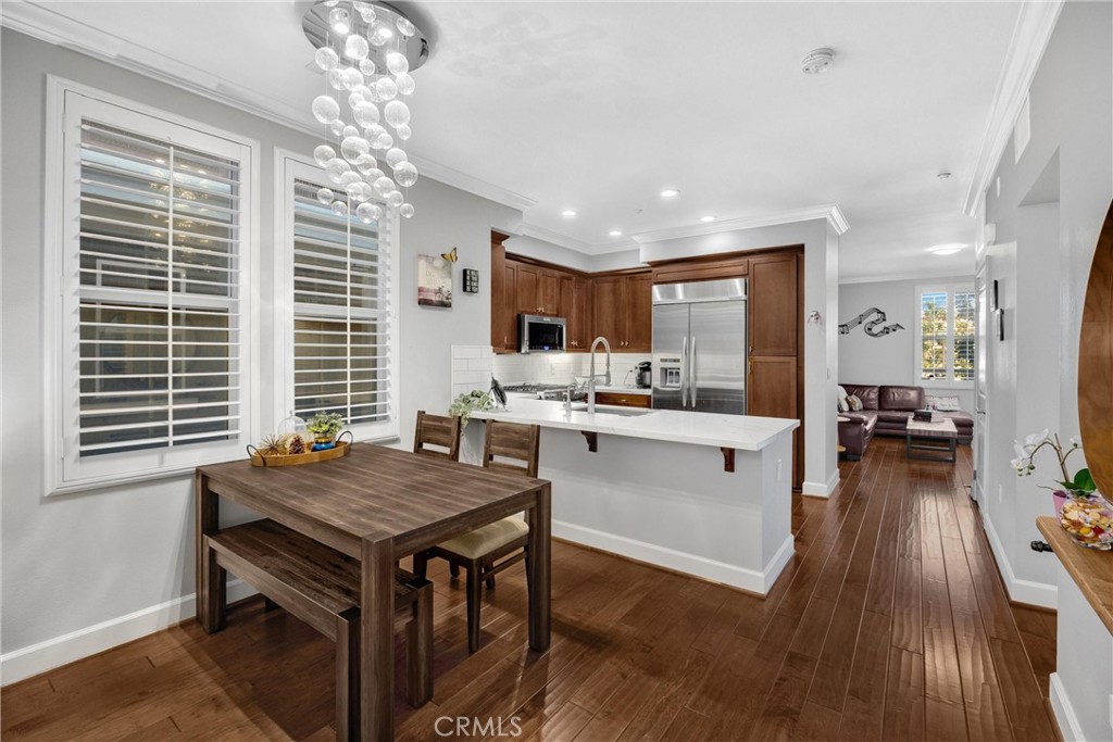 12842 Palm Street 111