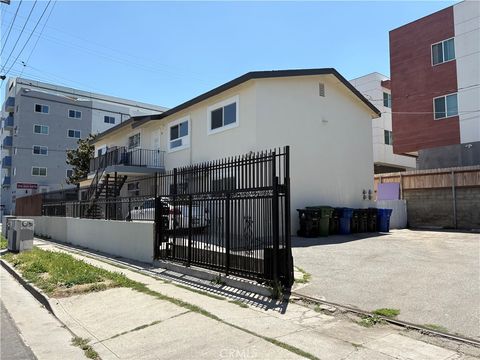 Photo of 1103 S Hobart Boulevard #2, Los Angeles, CA 90006 (MLS # GD25131521)