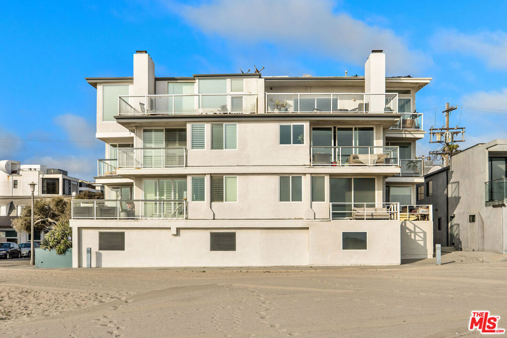 4 Quarterdeck Street 301