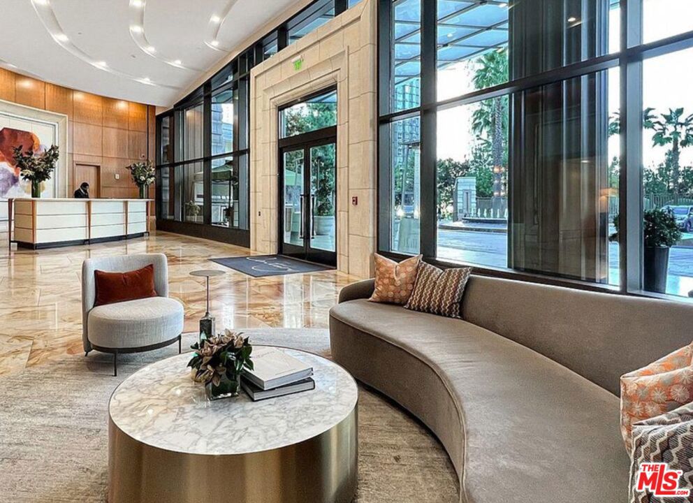 1 W Century Drive 28B