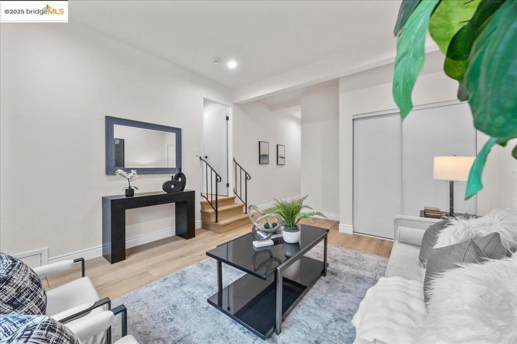 ALLENDALE - Residential Income