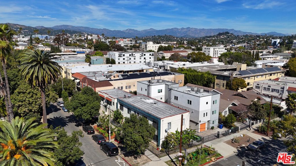 500 N Alexandria Avenue